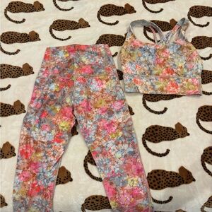 Lululemon Athletica Floral Sports Bra and Leggings Set - Multicolor